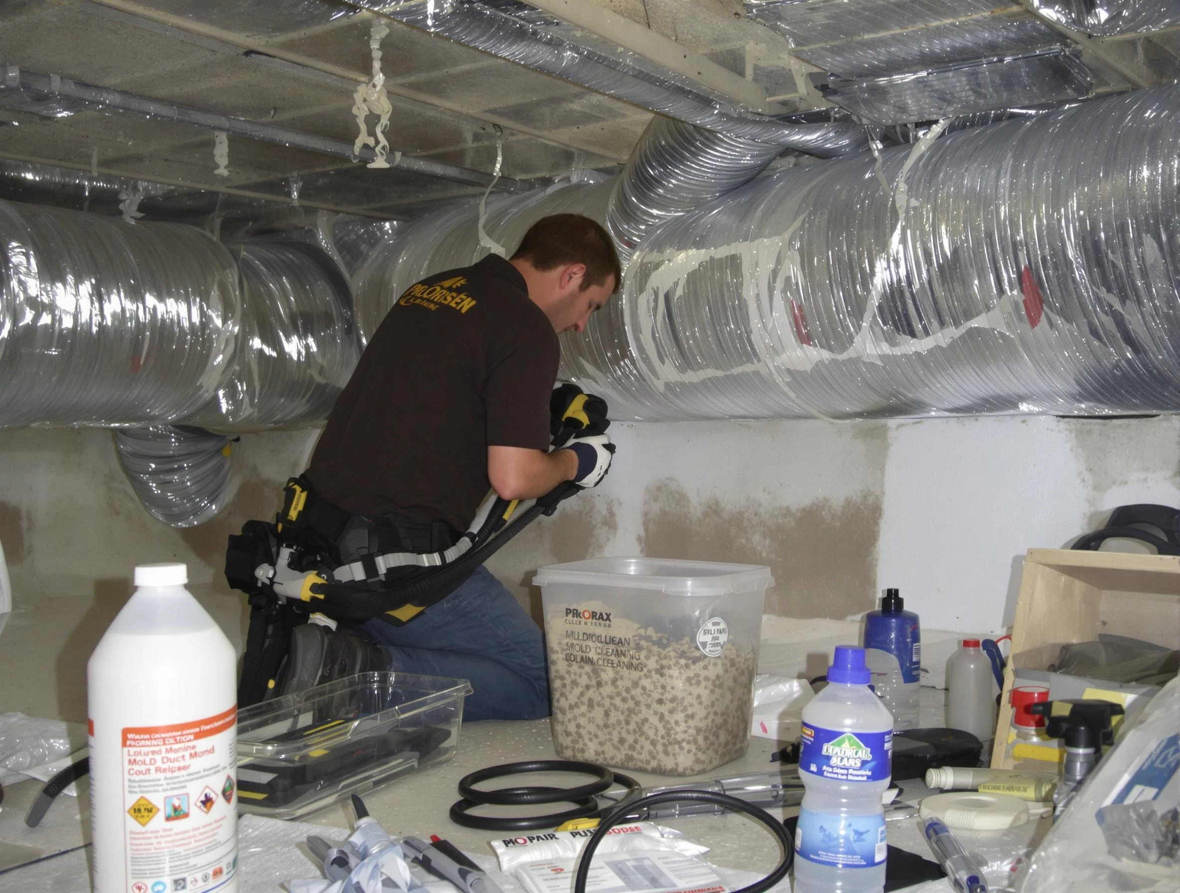 Rio Communities Air Duct Cleaning specialist performing professional mold removal from air ducts in Rio Communities
